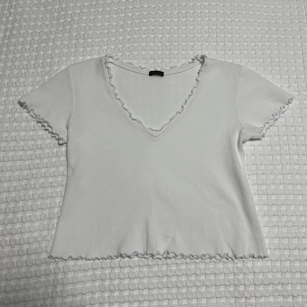 Brandy Melville White Waffle Lettuce Trim Crop Top